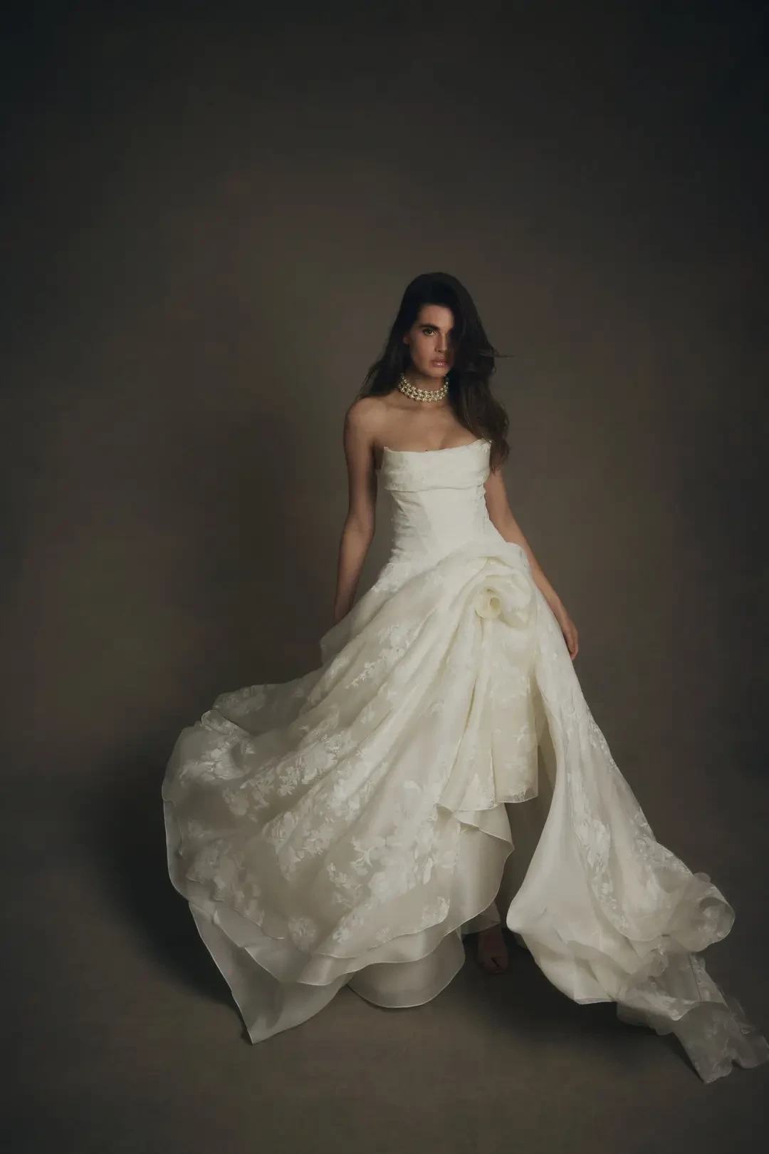 Bold Structure, Soft Romance: Mastering the Balance in Bridal Fashion Image
