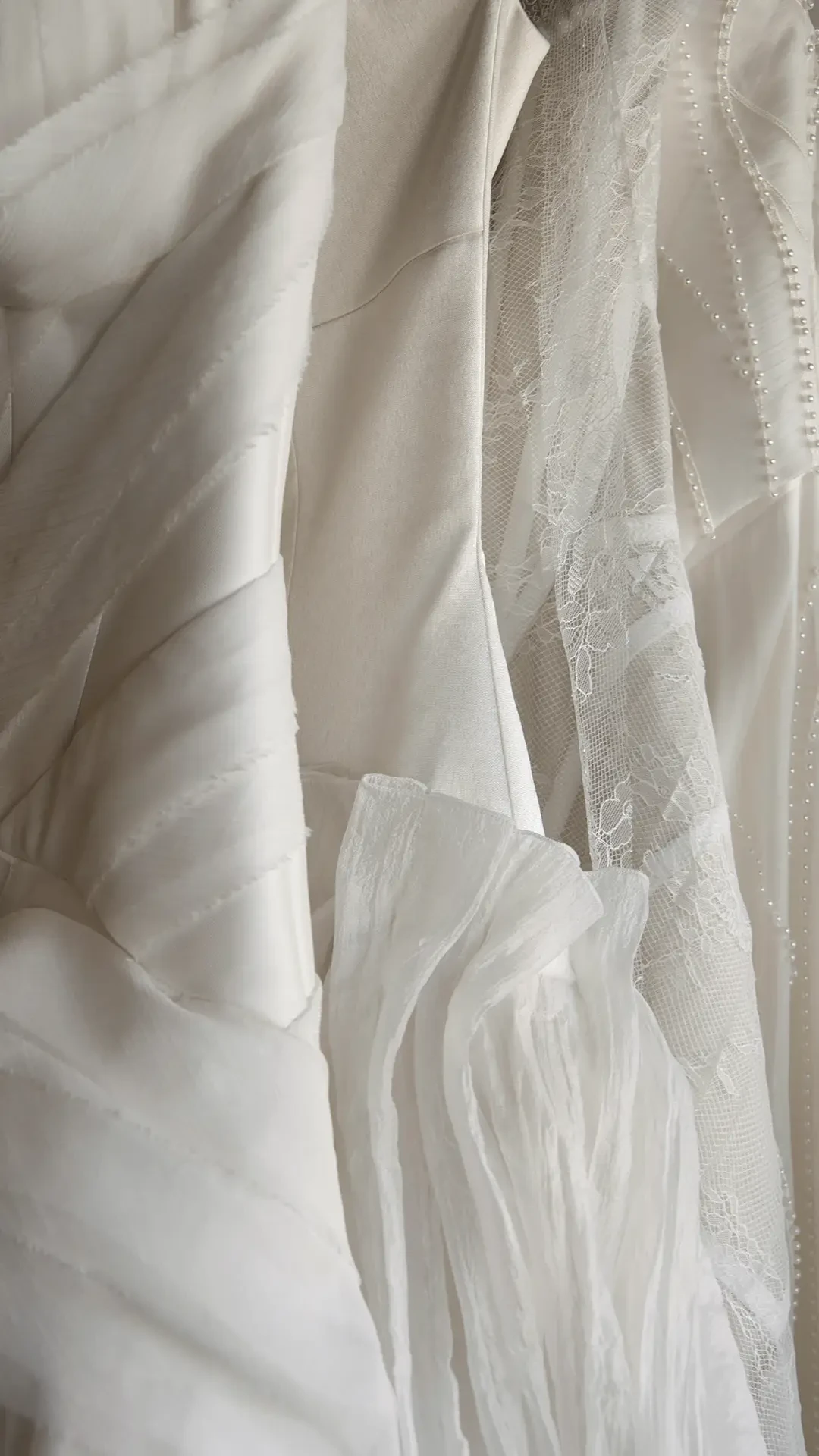 Sample Sale Appointment: October 12, 2025