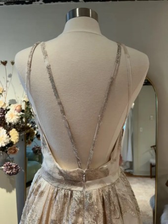 Alexandra Grecco Sale Halo by Alexandra Grecco #6 Rose Quartz thumbnail