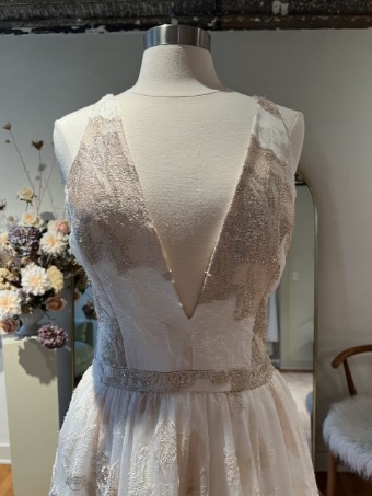 Alexandra Grecco Sale Halo by Alexandra Grecco #4 Rose Quartz thumbnail