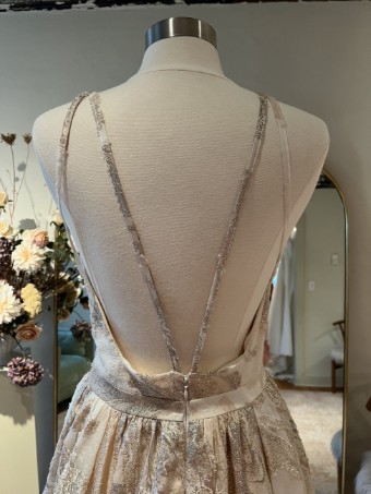 Alexandra Grecco Sale Halo by Alexandra Grecco #6 Rose Quartz thumbnail