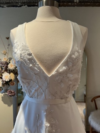 Anna Campbell Sale Willow Empress by Anna Campbell #2 Ivory thumbnail