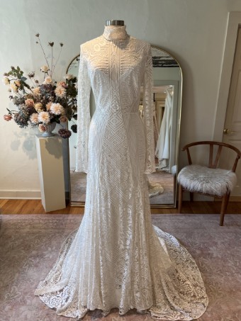 Rue de Seine Sale Sundial Off White by Rue De Seine #7 Off White thumbnail