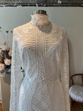 Rue de Seine Sale Sundial Off White by Rue De Seine #6 Off White thumbnail