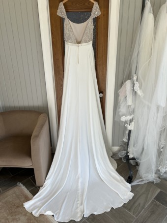 Truvelle Sale Kaley #4 Off White thumbnail