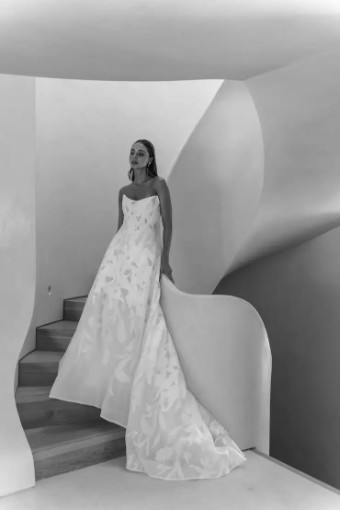 Alena Leena Glorisoa by Alena Leena #1 Off White thumbnail