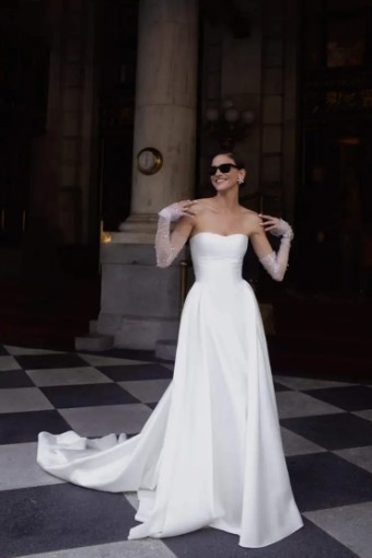 Flora Valentina by Flora #2 default Off White thumbnail