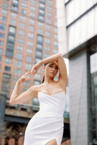 Alyssa Kristin Brie #1 Natural White thumbnail