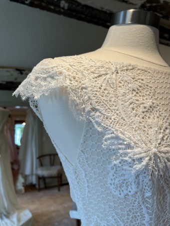 Flora Sale Julia By Flora #3 Ivory thumbnail