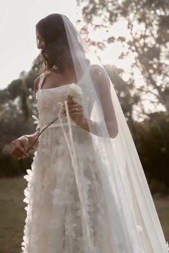 Anna Campbell Dahlia by Anna Campbell #2 Off White thumbnail