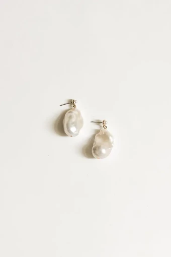 A.B. Ellie Perle Baroque Drops #1 default Pearl thumbnail