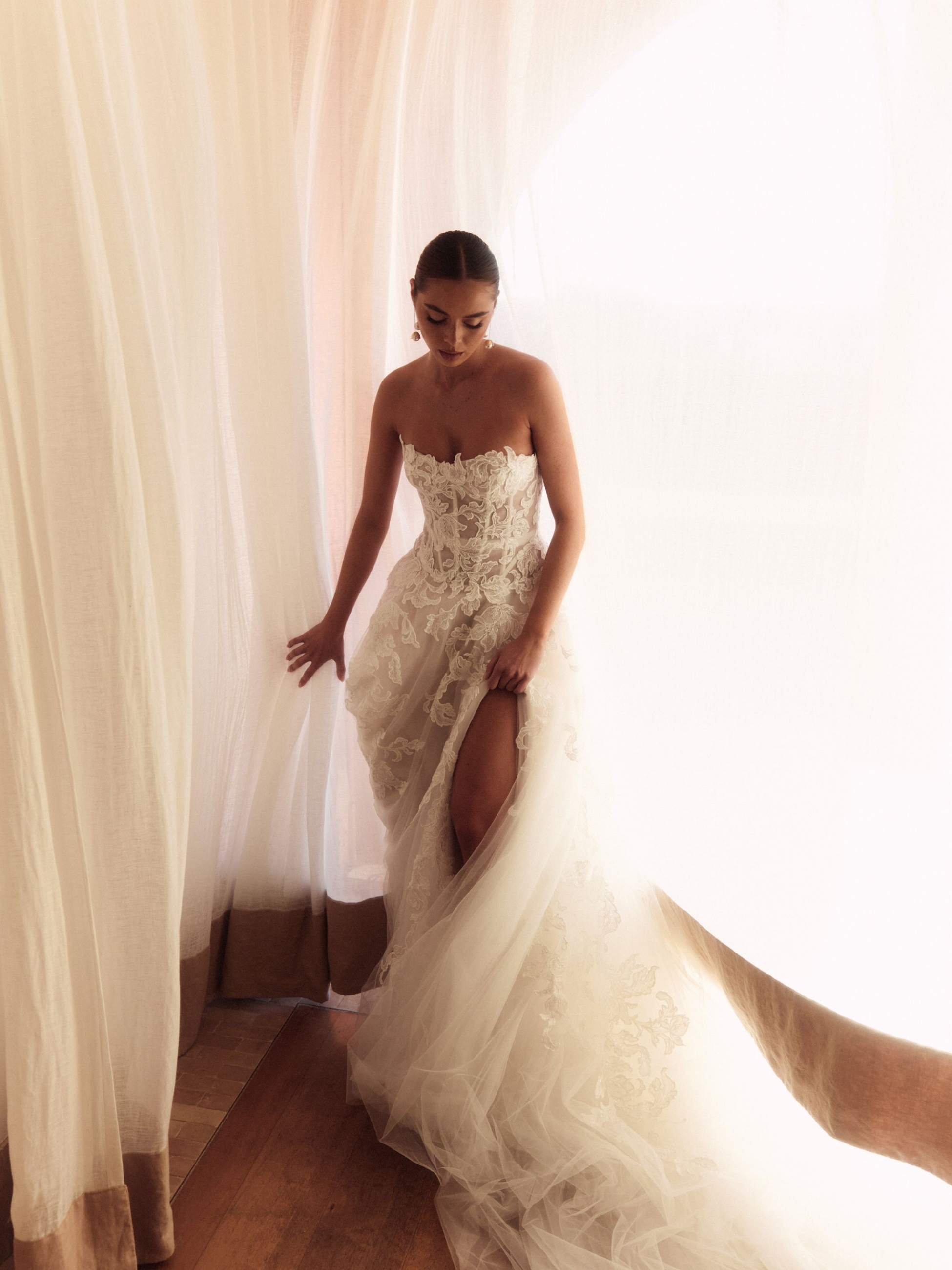 Alena Leena | Everthine Bride - Hibiscus | Everthine Bride