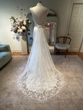 Alexandra Grecco Sale Cecelia #8 Off White thumbnail