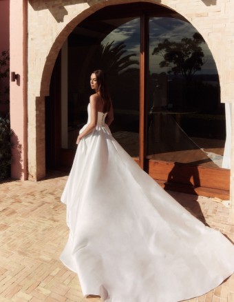 Alena Leena Dahlia Plain (matte) by Alena Leena #2 default Off White thumbnail