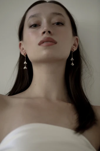 A.B. Ellie Minimal Blossom Strands #3 default Gold thumbnail