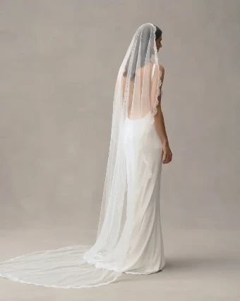 Alexandra Grecco Theo Veil #1 Off White thumbnail