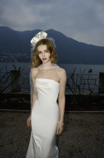 Flora Evelina #1 Off White thumbnail