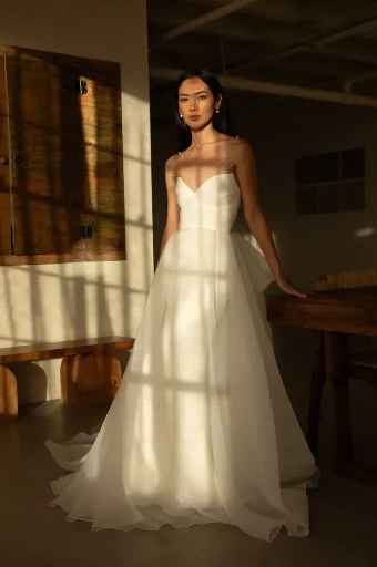 NEWHITE Dasha #2 Off White thumbnail