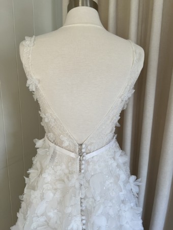 Anna Campbell Sale Dahlia #7 Off White thumbnail