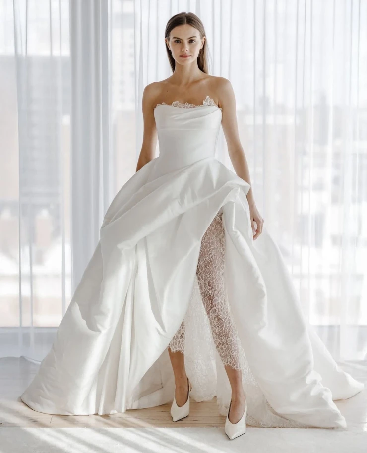 Mariana Hardwick Maxine Default Image