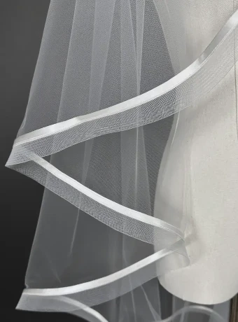 Sara Gabriel Headpieces Diana Veil #0 default Pale Ivory/Horse Hair thumbnail