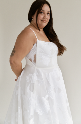 Truvelle Frances Curvy by Truvelle #1 Off White thumbnail