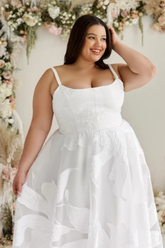 Truvelle Iris Curvy by Truvelle #0 default Off White thumbnail