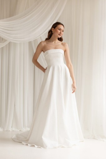 Truvelle Cassie Curvy by Truvelle #2 default Off White thumbnail