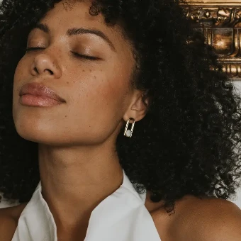 Mod and Jo Sadie Pearl Statement Earrings #1 default Gold thumbnail