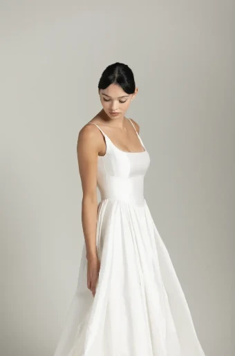 Aesling Amelie Basque (satin) #1 Off White thumbnail