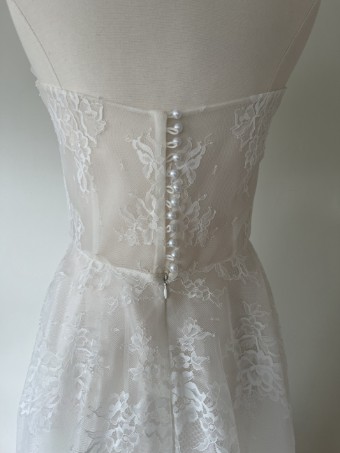 Flora Sale Emmanuel #3 White thumbnail