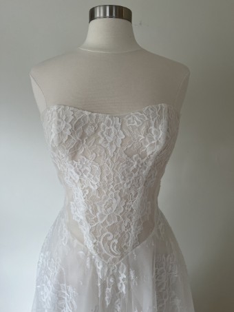 Flora Sale Emmanuel #1 White thumbnail