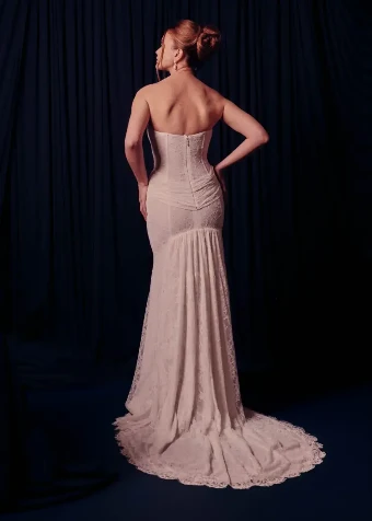 House of Renhue Edie #1 Silk White/Toffee thumbnail