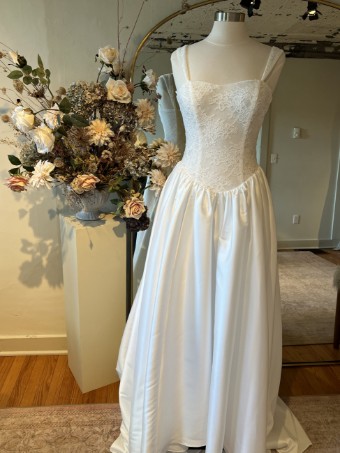 MWL James (Custom Raine with Lace Bodice) #2 Ivory thumbnail