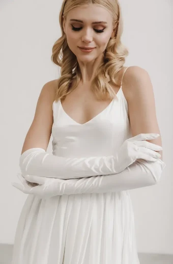 Heirloom Bridal Company Rae Satin Gloves #0 default Off White thumbnail