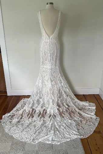 Theodora James Sale Annie Curvy (sample for sale) by Theodora James #11 Ivory thumbnail