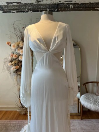 Rue de Seine Cove by Rue De Seine #3 Off White thumbnail