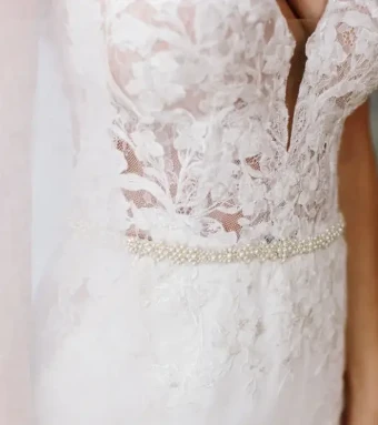 Untamed Petals Evan Sash #0 default Ivory thumbnail