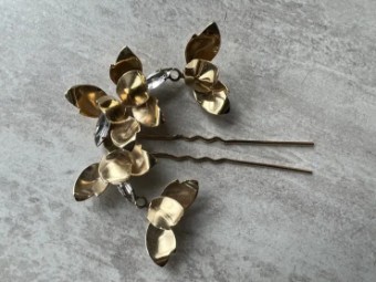 A.B. Ellie Botanical Hairpin #1 Gold thumbnail