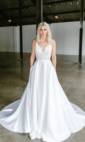 Tara LaTour Spruce by Rose and Williams #0 default Diamond White thumbnail