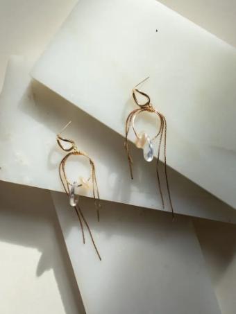 Hushed Commotion Saige Looped Gold Earrings with Crystal #0 default Gold/Silver thumbnail