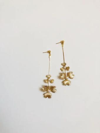Hushed Commotion Arwen Floral Drop Earring #1 default Gold/Silver thumbnail