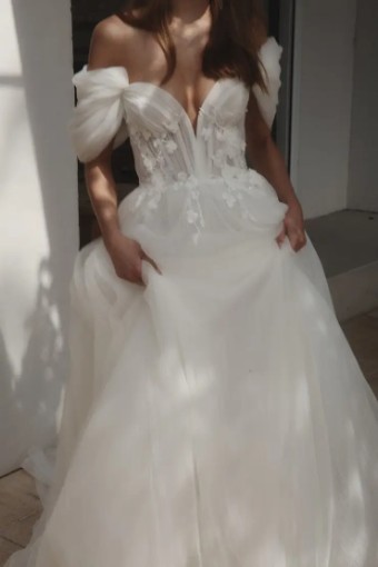Alena Leena Clivia by Alena Leena #2 Ivory thumbnail