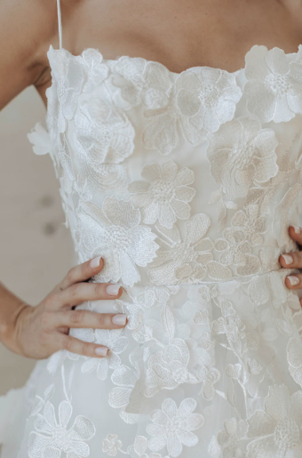 Untamed Petals Blair #2 Light Ivory thumbnail